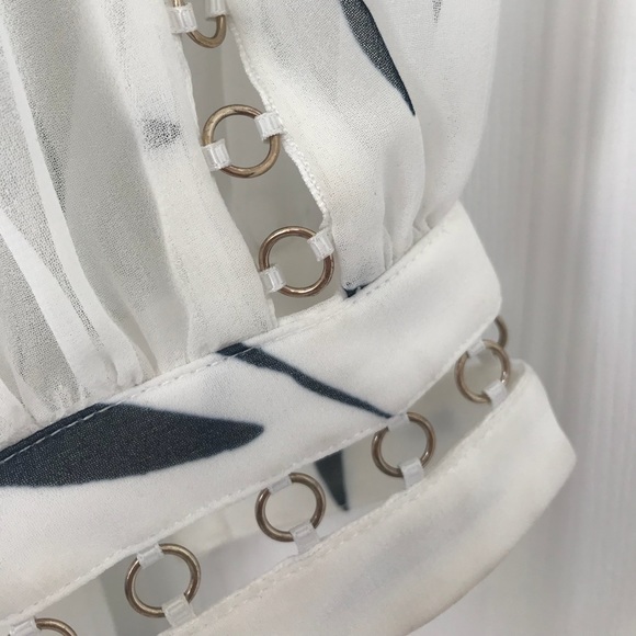 KEEPSAKE the Label Dress - Picture 3 of 4